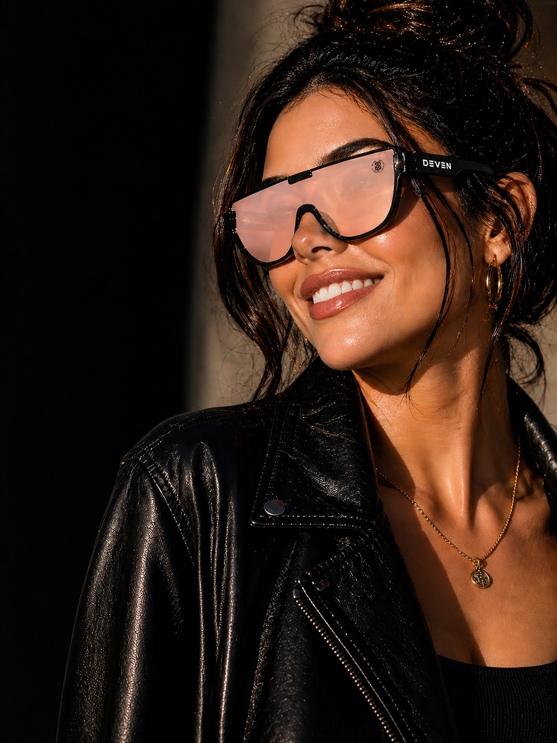 Vixen - Black Frame/Blush Lens